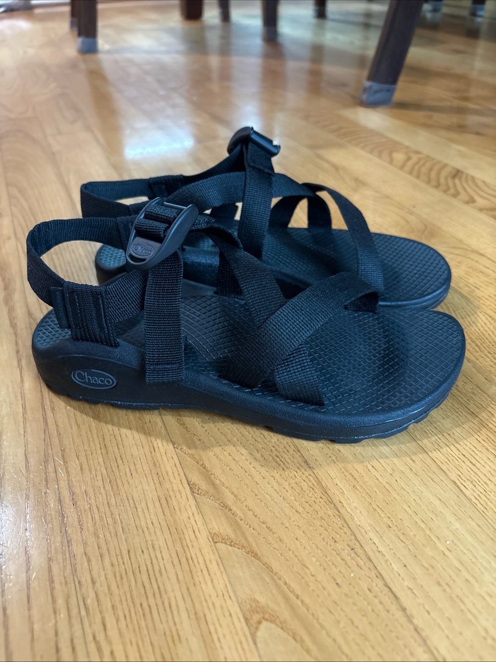 Chaco Classic Sandals Z1 Z/1 Black Single Strap Shoes Womens Ergonomic Size 7